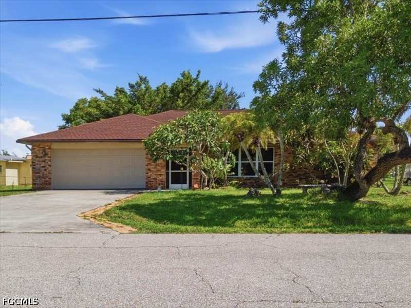 3 bedroom SingleFamilyResidence at 14355 Cristobal St, Fort Myers Shores, Fort Myers — photo 1