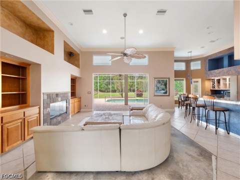 8160 Glenfinnan Cir, Fort Myers FL - photo 14 of 49