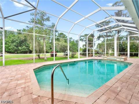 8160 Glenfinnan Cir, Fort Myers FL - photo 18 of 49