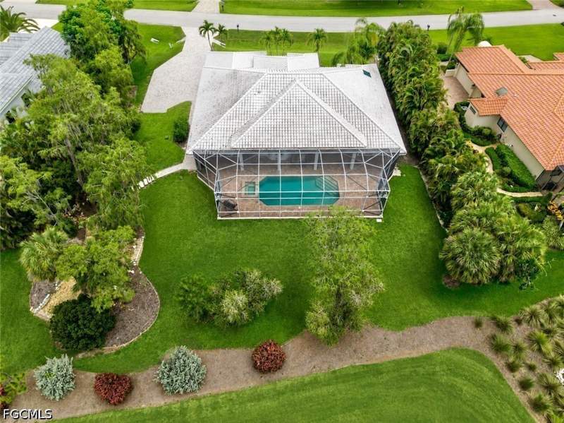 3 bedroom SingleFamilyResidence at 8160 Glenfinnan Cir, Fiddlesticks Country Club, Fort Myers — photo 3