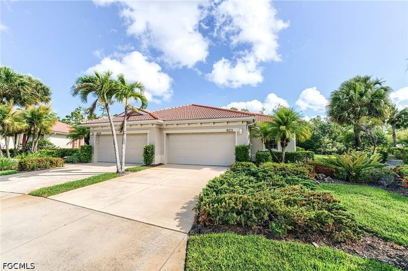 2 bedroom Attached at 9211 Aviano Dr, Treviso, Fort Myers — photo 2