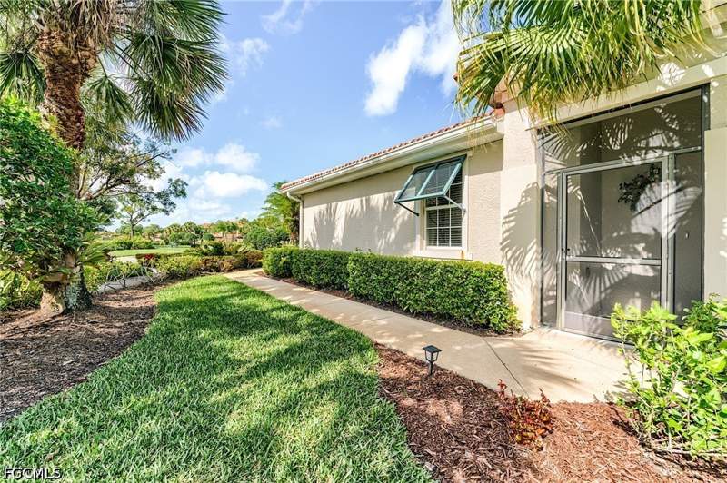 2 bedroom Attached at 9211 Aviano Dr, Treviso, Fort Myers — photo 4