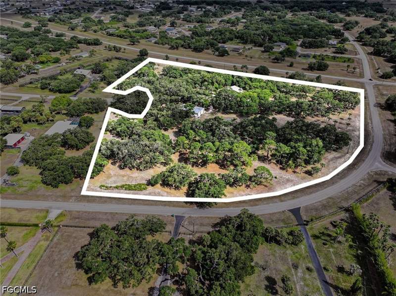 3 bedroom SingleFamilyResidence at 0 Frontier Cir, Ranchettes, Labelle — photo 5