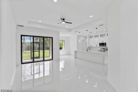 811 Rush Ave, Lehigh Acres FL - photo 17 of 49