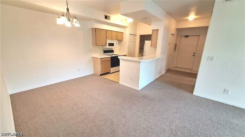 1 bedroom Condominium at 4645 Saint Croix Ln 1324, St Croix, Naples — photo 5