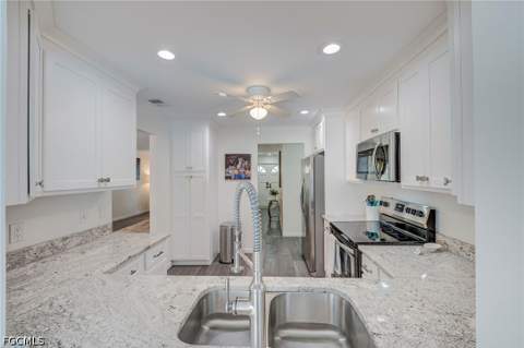1914 Ottersrest Ln, Cape Coral FL - photo 12 of 30