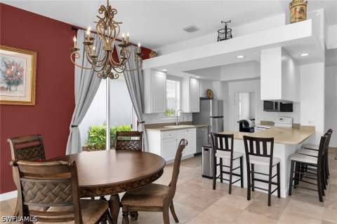 7935 Valentina Ct, Naples FL - photo 15 of 50