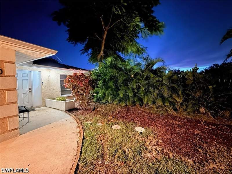 3 bedroom SingleFamilyResidence at 690 95th Ave N, Naples Park, Naples — photo 2