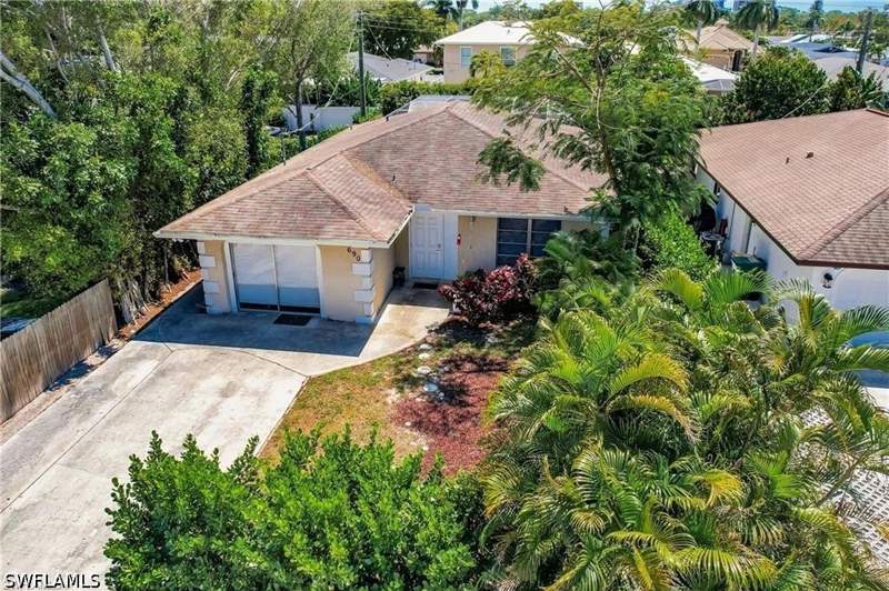 3 bedroom SingleFamilyResidence at 690 95th Ave N, Naples Park, Naples — photo 3