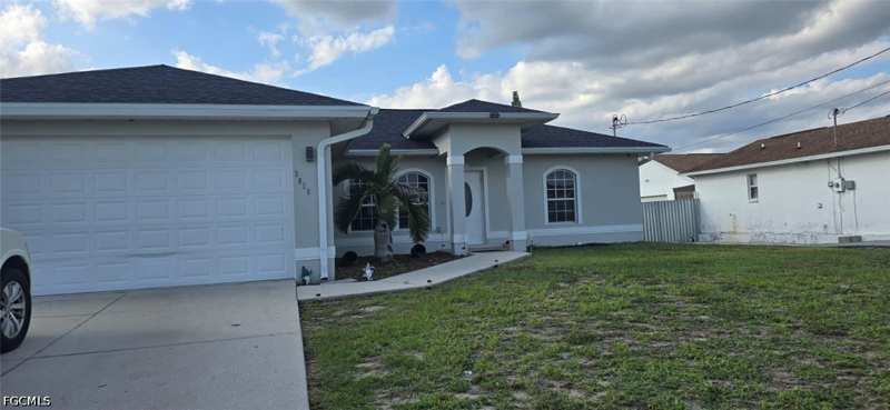 3 bedroom SingleFamilyResidence at 3018 26th St SW 0, Lehigh Acres, Lehigh Acres — photo 1