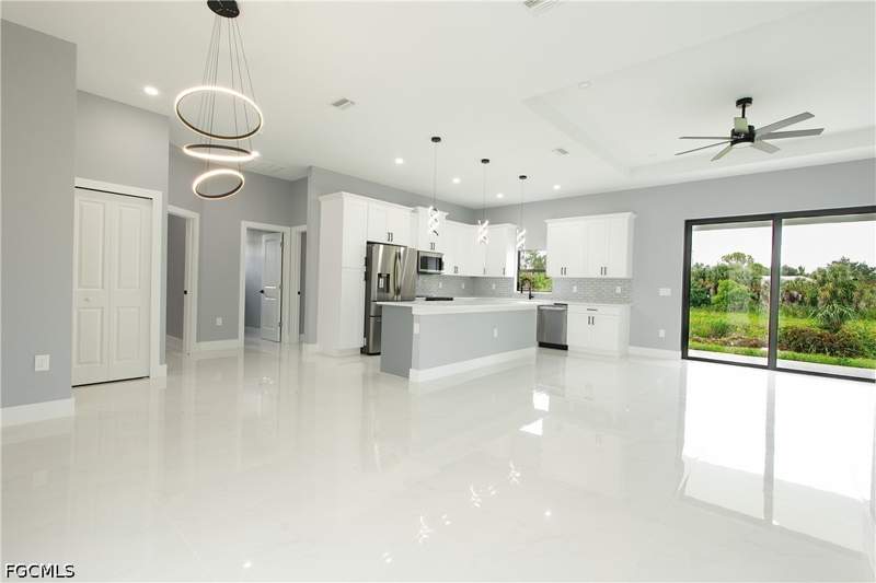 3 bedroom SingleFamilyResidence at 3508 29th St SW, Lehigh Acres, Lehigh Acres — photo 4