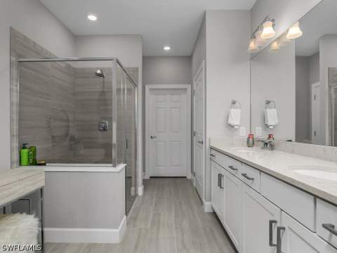 17581 Ashcomb Way, Estero FL - photo 22 of 50