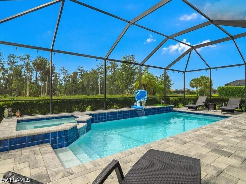 3 bedroom SingleFamilyResidence at 17581 Ashcomb Way, The Place At Corkscrew, Estero — photo 5