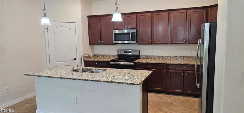 3 bedroom SingleFamilyResidence at 14312 Vindel Cir, Portico, Fort Myers — photo 3