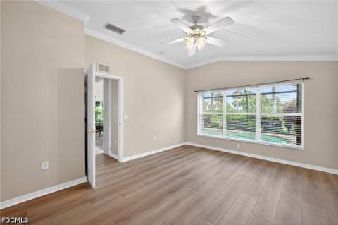 9550 Hemingway Ln, Fort Myers FL - photo 16 of 41
