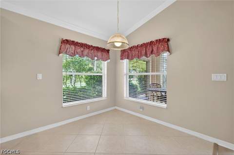 9550 Hemingway Ln, Fort Myers FL - photo 9 of 41