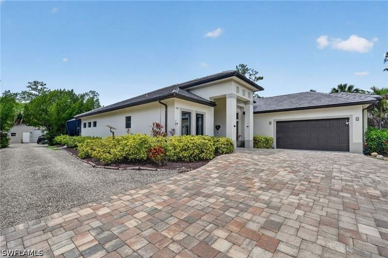 3 bedroom SingleFamilyResidence at 163 19th St NW, Golden Gate Estates, Naples — photo 2
