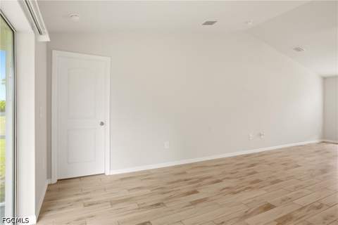 1024 NE 33rd Ln, Cape Coral FL - photo 13 of 47