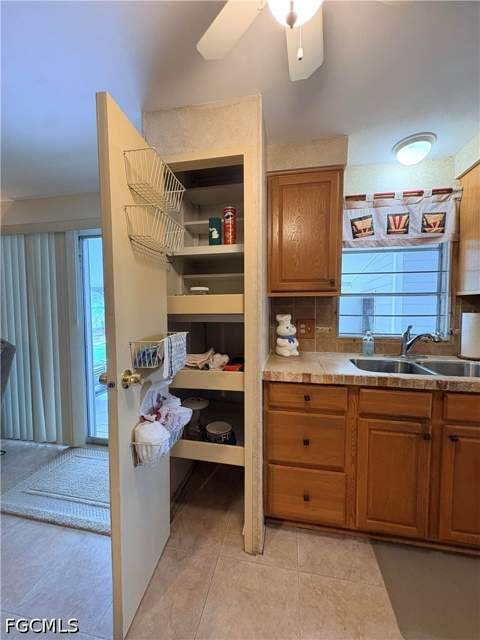 3163 Indian Village Ln, North Fort Myers FL - photo 10 of 45
