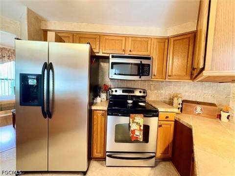 3163 Indian Village Ln, North Fort Myers FL - photo 8 of 45