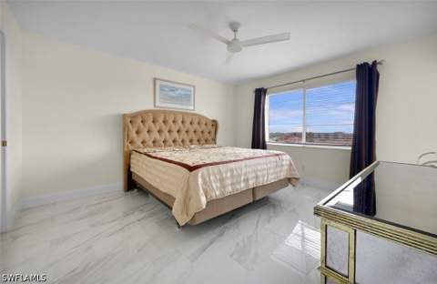 37 High Point Cir E 602, Naples FL - photo 15 of 33