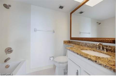 37 High Point Cir E 602, Naples FL - photo 17 of 33