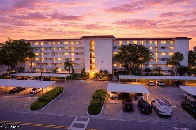 2 bedroom Condominium at 37 High Point Cir E 602, High Point Country Club, Naples — photo 3