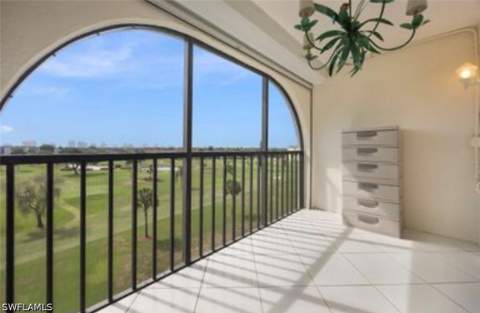 37 High Point Cir E 602, Naples FL - photo 9 of 33