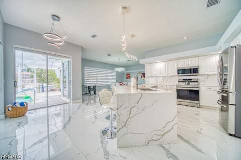 946 SE 23rd Pl, Cape Coral FL - photo 12 of 46