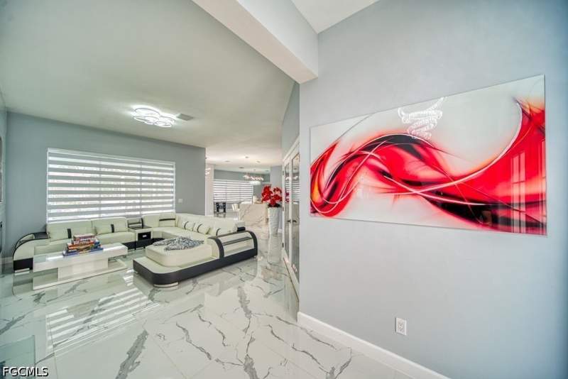 3 bedroom SingleFamilyResidence at 946 SE 23rd Pl, Cape Coral, Cape Coral — photo 5