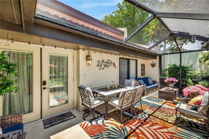 3 bedroom Townhouse at 4466 W Mainmast Ct, Windjammer Village At The Land, Fort Myers — photo 4
