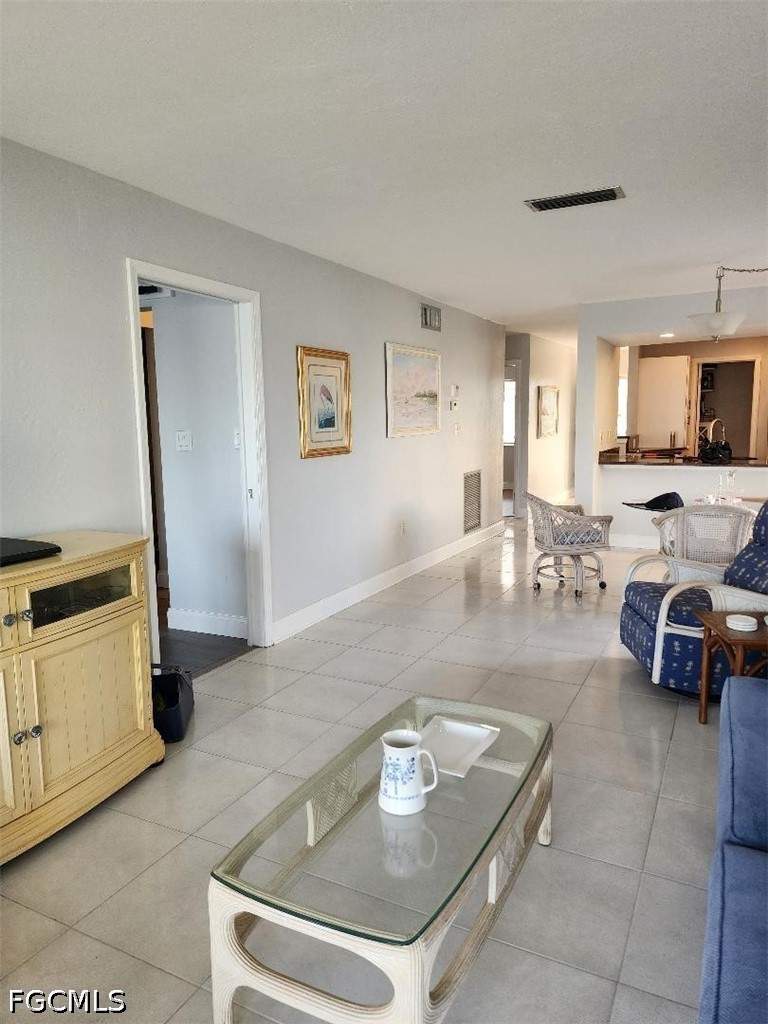 2 bedroom Condominium at 1932 SE 43rd St 128, Gullwing Condo, Cape Coral — photo 2