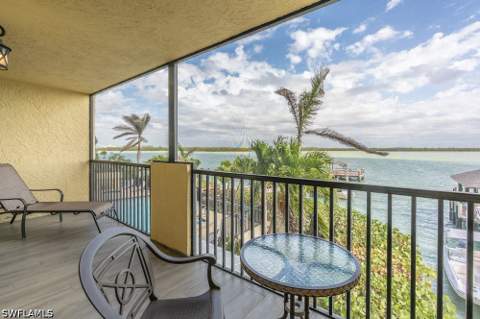 10 Tampa Pl 404, Marco Island FL - photo 20 of 39