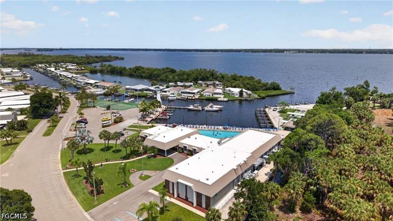 2 bedroom ManufacturedHome at 14527 Paul Revere Loop, Old Bridge Village, North Fort Myers — photo 2