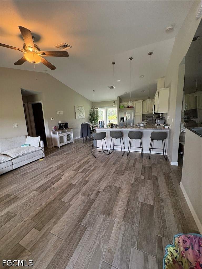 3 bedroom SingleFamilyResidence at 2872 Secretariat Dr, Muse, Labelle — photo 4