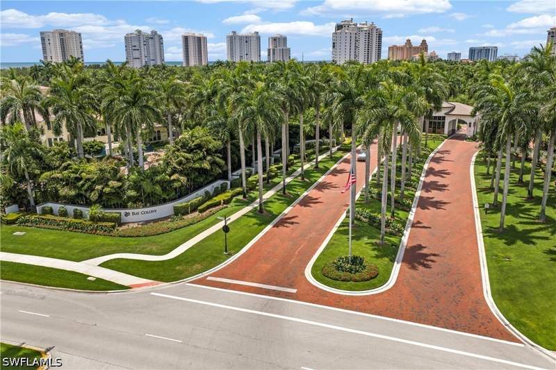 3 bedroom Condominium at 8111 Bay Colony Dr 1904, Contessa At Bay Colony, Naples — photo 2