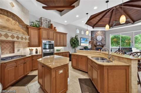 430 29th St NW, Naples FL - photo 10 of 49