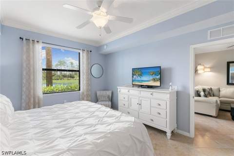 9735 Acqua Ct 615, Naples FL - photo 12 of 35