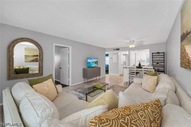 2 bedroom Condominium at 499 Forest Lakes Blvd 312, Forest Lakes Golf And Tennis Club, Naples — photo 5