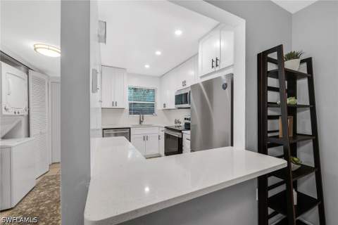 499 Forest Lakes Blvd 312, Naples FL - photo 7 of 50
