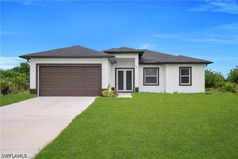 4 bedroom SingleFamilyResidence at 325 Paulcrest Ave, Lehigh Acres, Lehigh Acres — photo 1