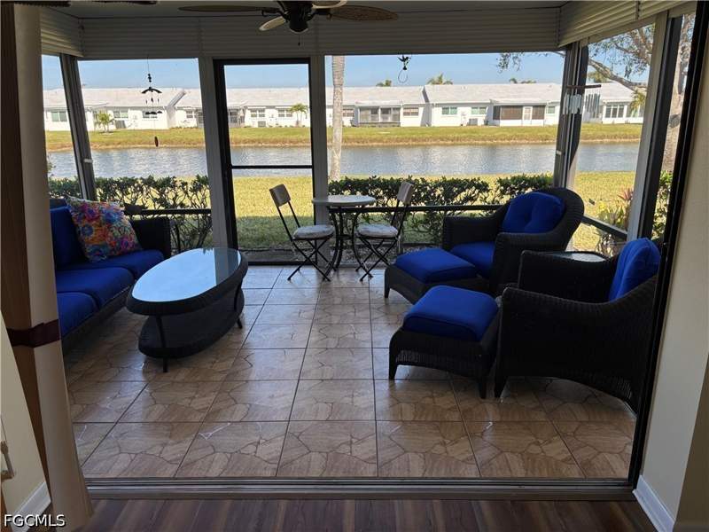 3 bedroom Attached at 1515 Edgewater Cir, Myerlee Park Homes Condo, Fort Myers — photo 4