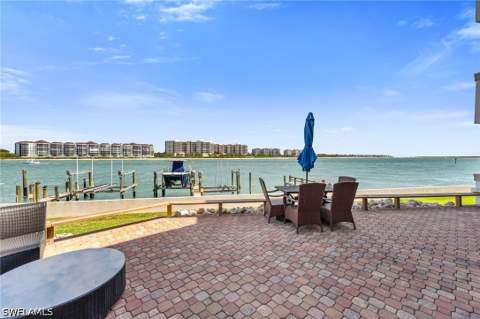 504 La Peninsula Blvd 504, Naples FL - photo 13 of 14