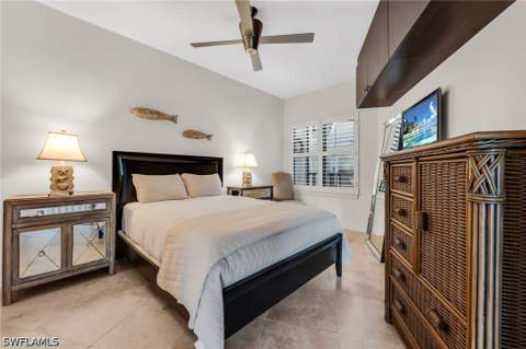 504 La Peninsula Blvd 504, Naples FL - photo 9 of 14