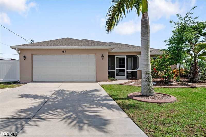 3 bedroom SingleFamilyResidence at 152 Nicholas Pkwy E, Cape Coral, Cape Coral — photo 1
