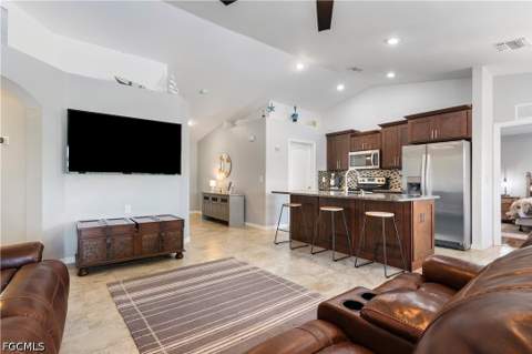 152 Nicholas Pkwy E, Cape Coral FL - photo 10 of 26