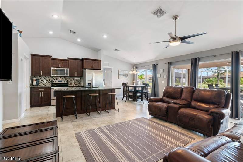3 bedroom SingleFamilyResidence at 152 Nicholas Pkwy E, Cape Coral, Cape Coral — photo 5