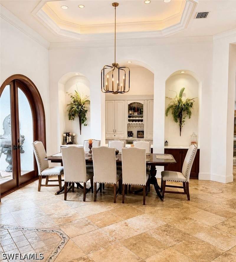 5 bedroom SingleFamilyResidence at 2056 Mission Dr, Monterey, Naples — photo 3