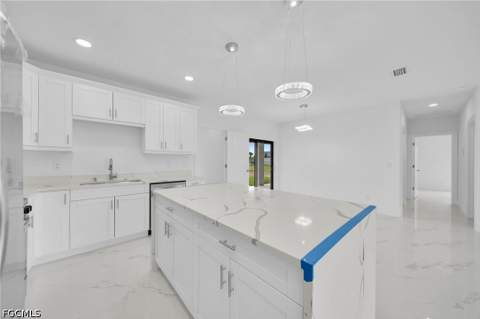 3721 NE 11th Pl, Cape Coral FL - photo 12 of 41