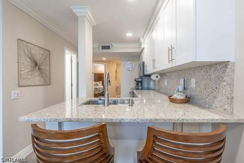 1 bedroom Condominium at 10 Tampa Pl 501, Sunrise Bay Condo, Marco Island — photo 4